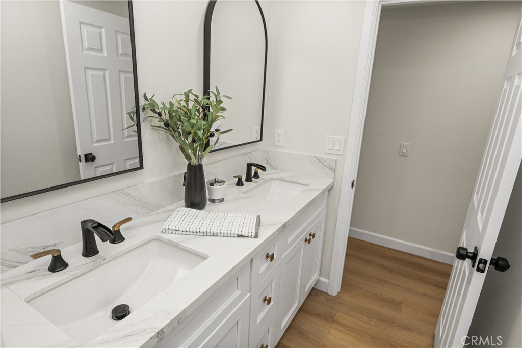 149 N Bluegrass Street