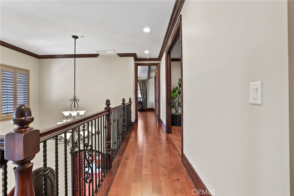 3311 Rossmoor Way