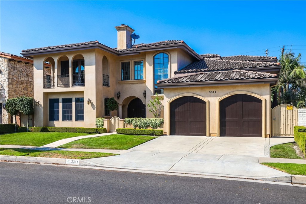 3311 Rossmoor Way