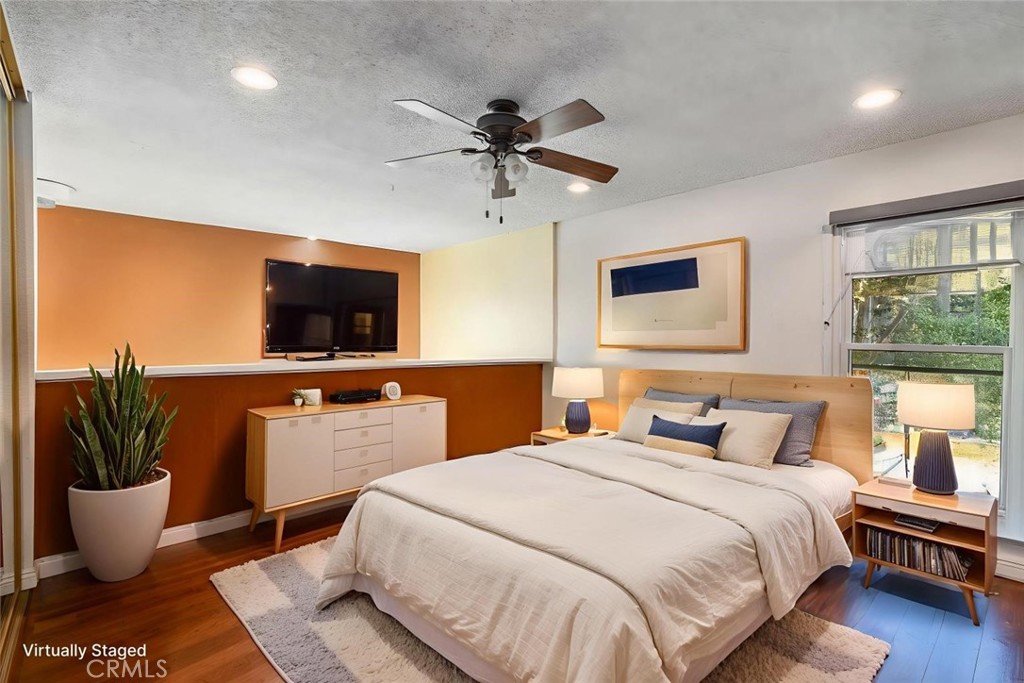 1084 Cabrillo Park # B