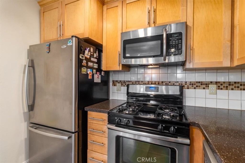 1084 Cabrillo Park # B