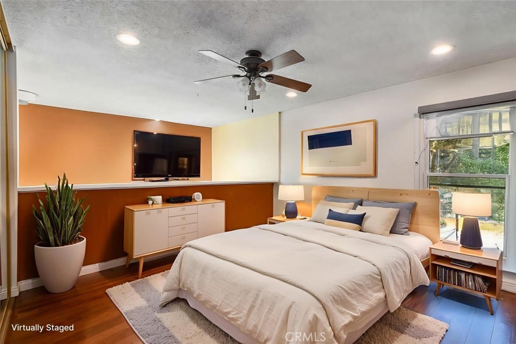 1084 Cabrillo Park # B