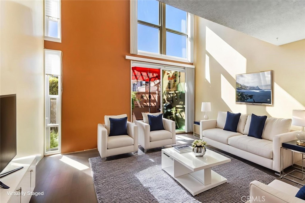 1084 Cabrillo Park # B