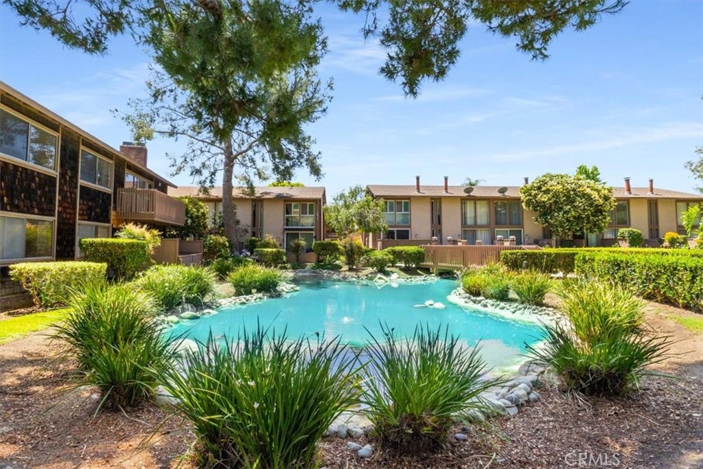 1084 Cabrillo Park # B