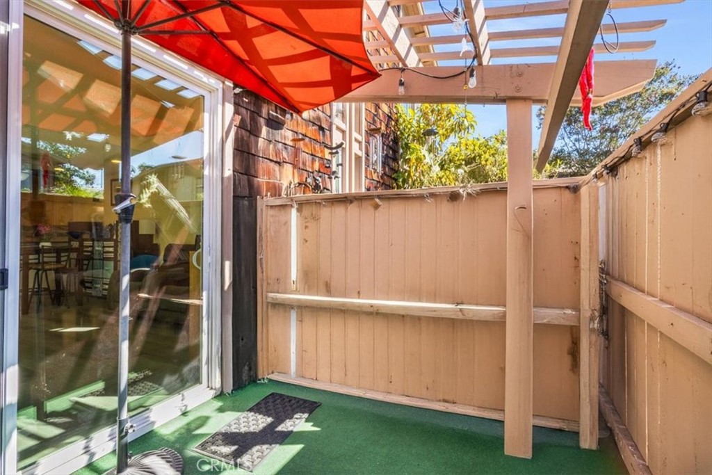 1084 Cabrillo Park # B