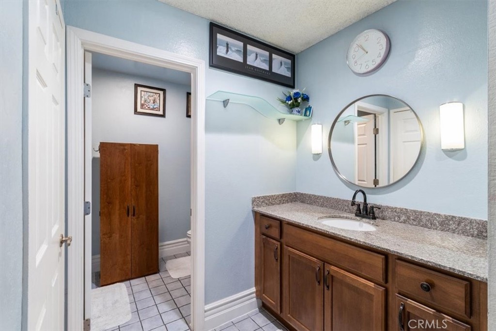 1084 Cabrillo Park # B