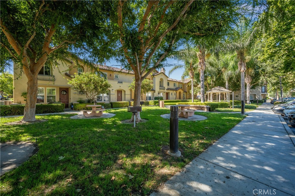 12471 Quintessa Lane