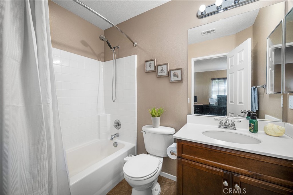 12471 Quintessa Lane