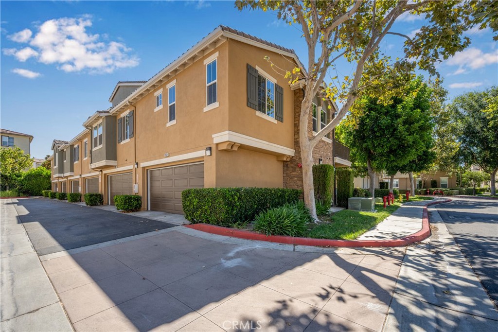 12471 Quintessa Lane