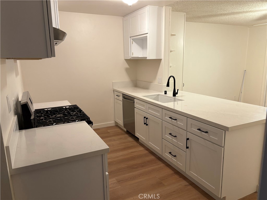 1541 La Palma Avenue E A4