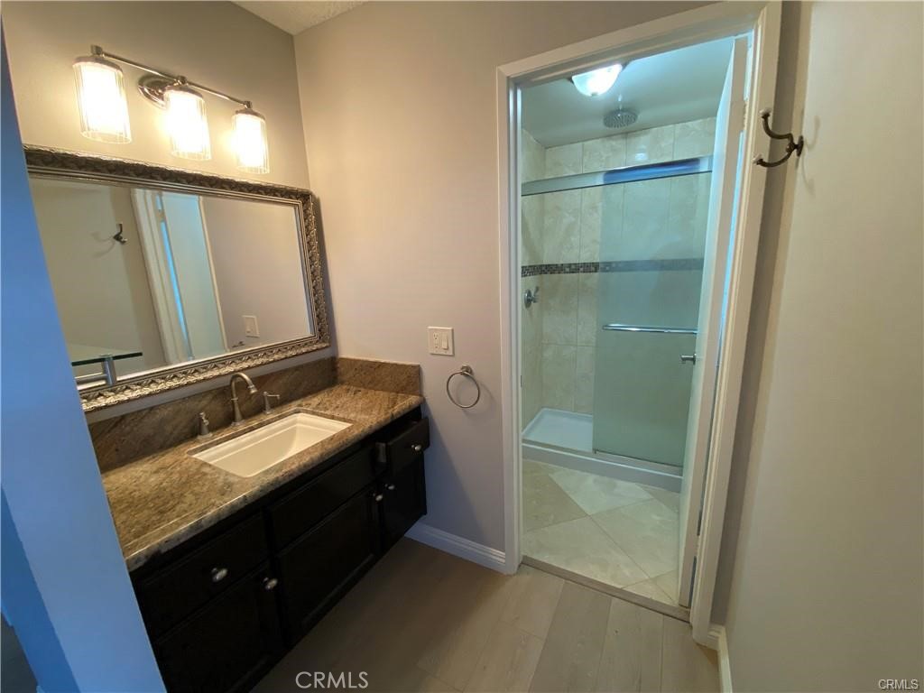 9658 Oakmount Street