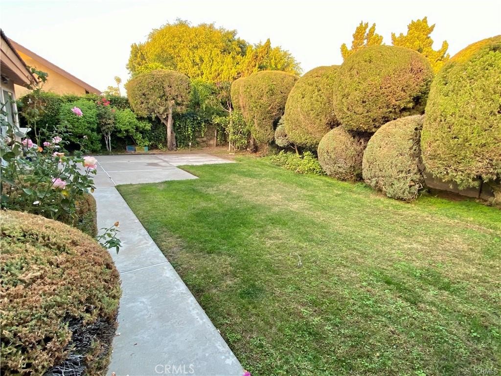 9658 Oakmount Street