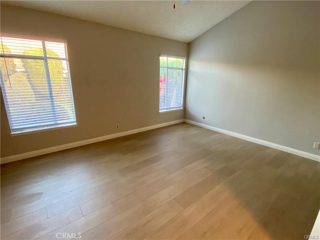 9658 Oakmount Street