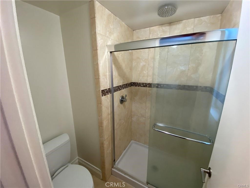 9658 Oakmount Street