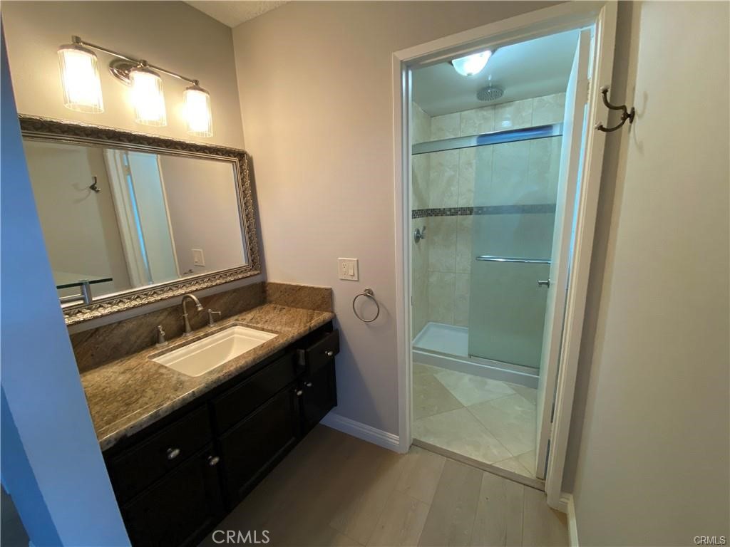 9658 Oakmount Street