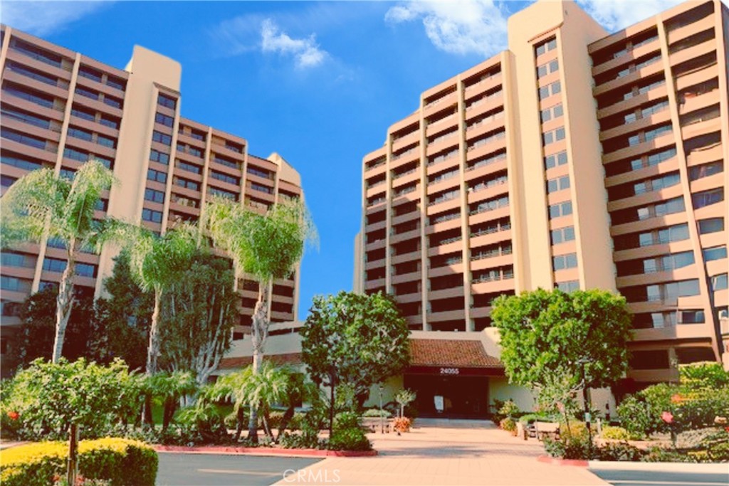 24055 Paseo del Lago 1257