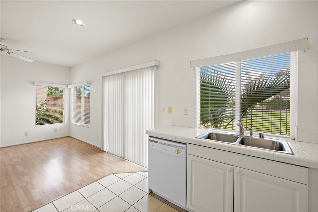 1037 Davis Way