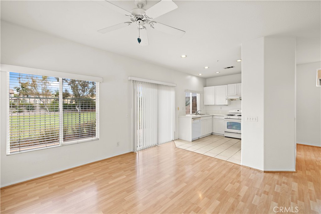 1037 Davis Way