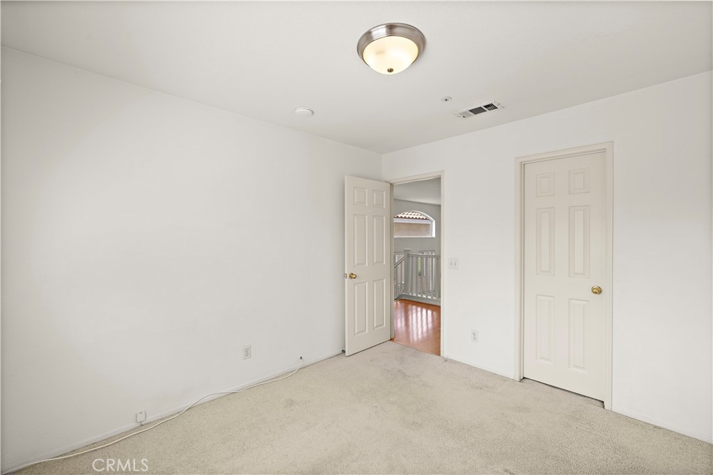 1037 Davis Way