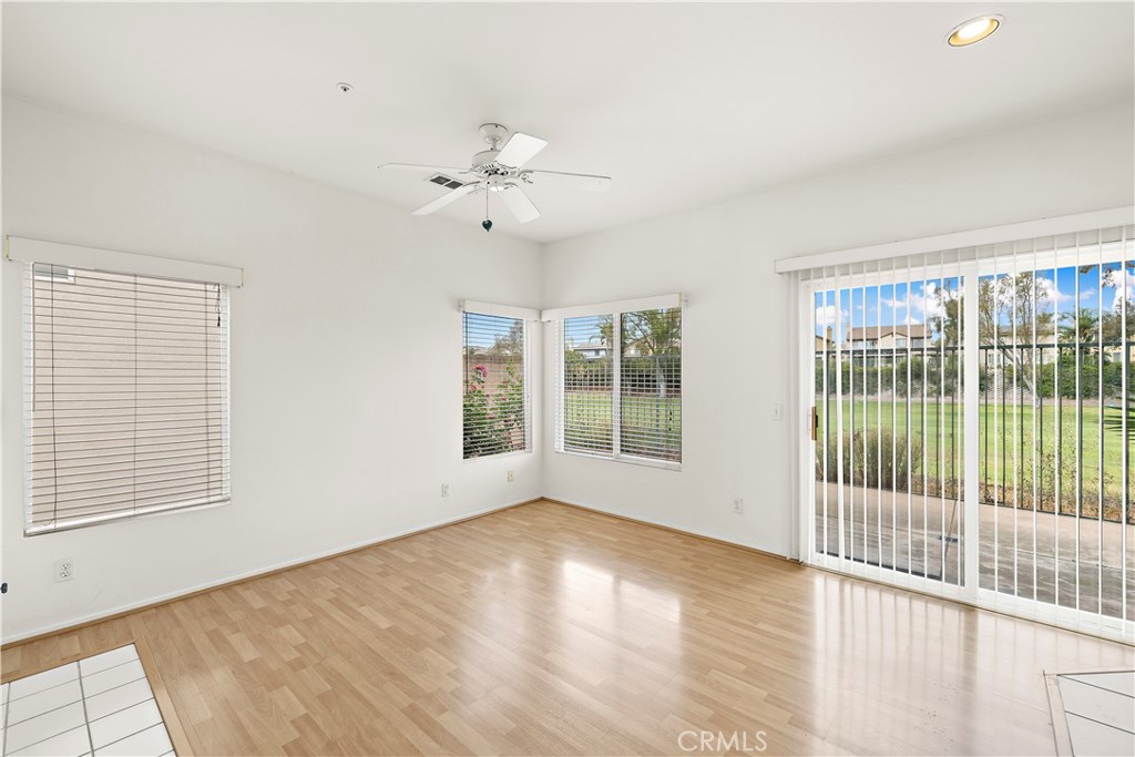 1037 Davis Way