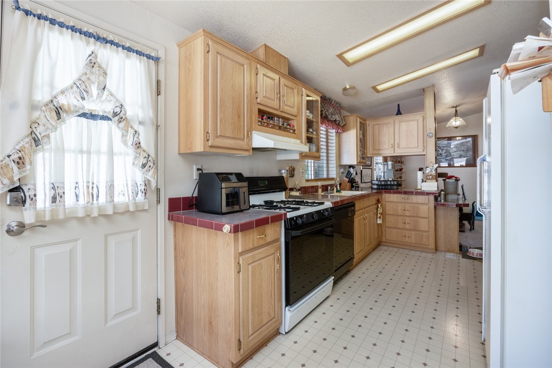 3101 S Fairview Street Spc #192