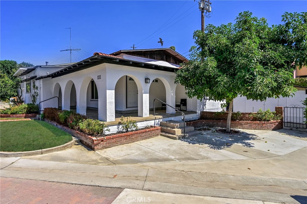 4942 GEM Lane