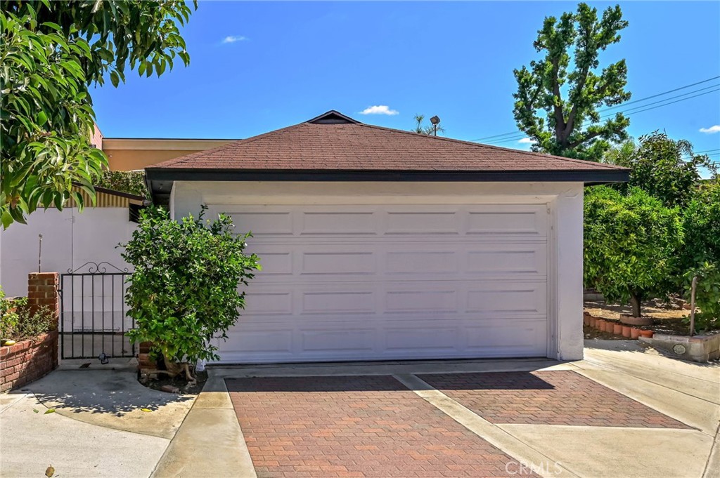 4942 GEM Lane