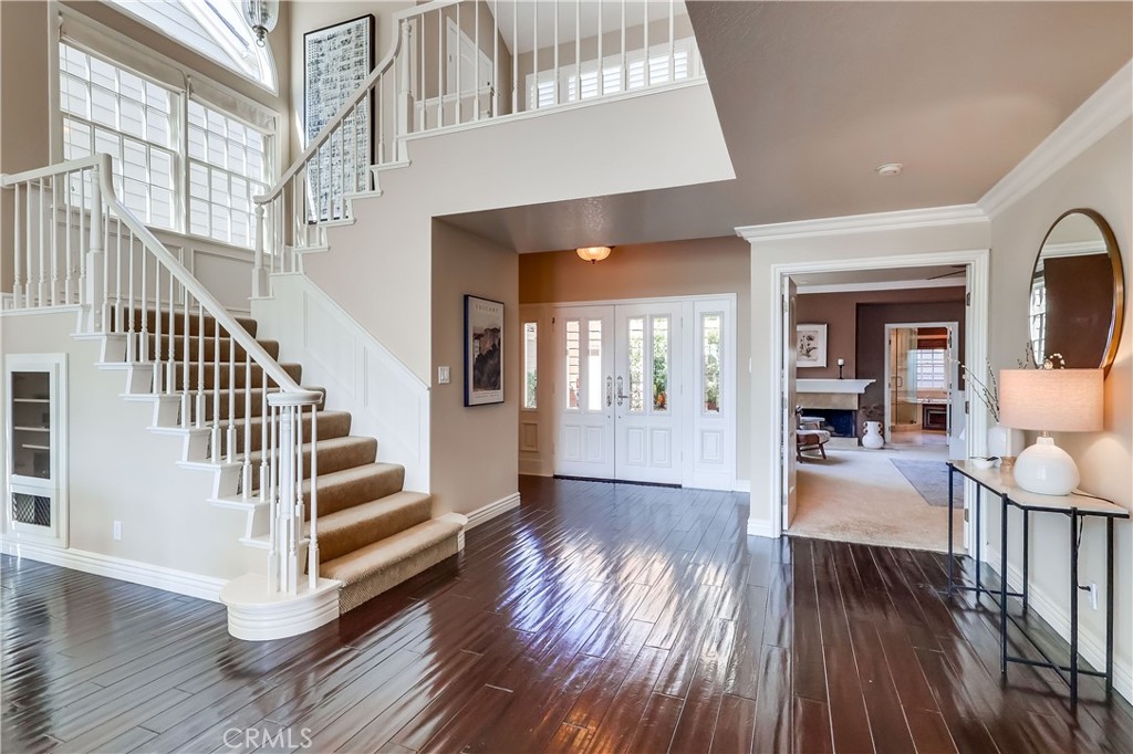 6032 Avenida De Castillo