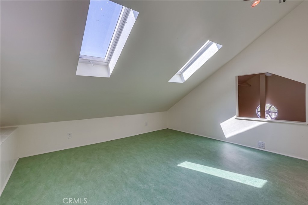 6032 Avenida De Castillo