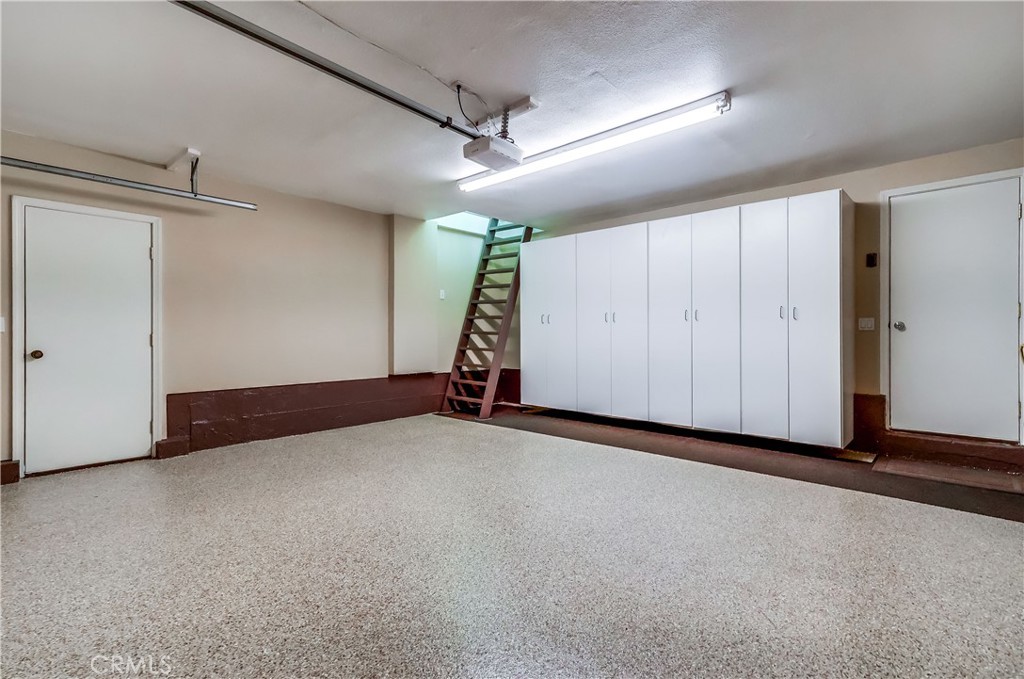 6032 Avenida De Castillo