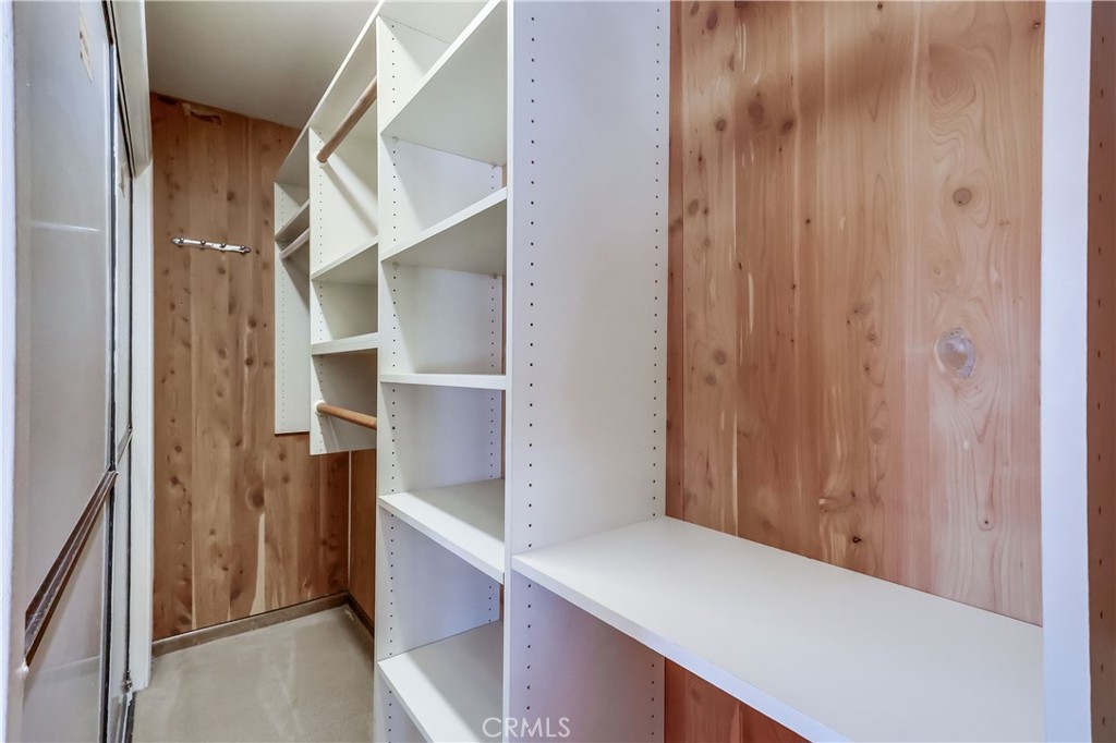 6032 Avenida De Castillo