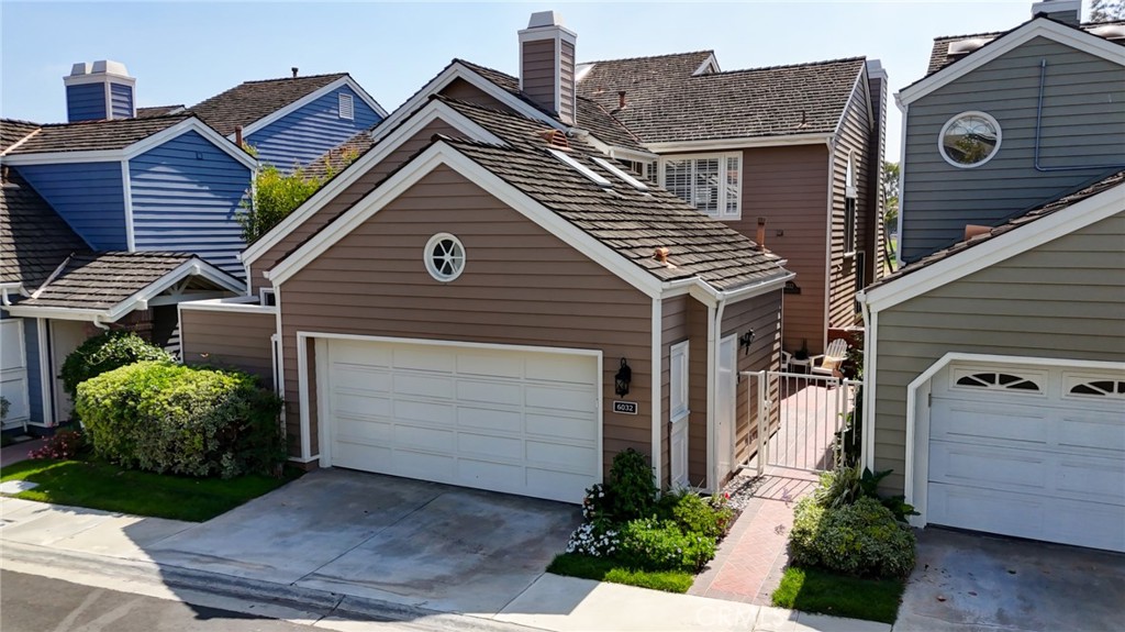 6032 Avenida De Castillo