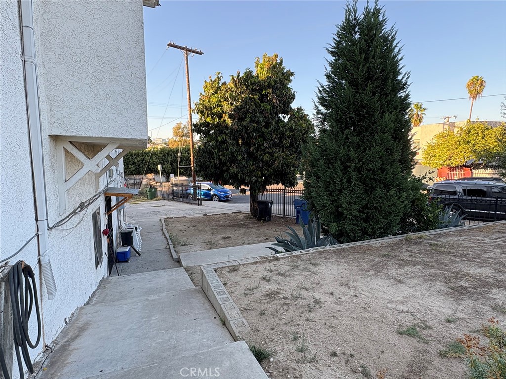 2683 E Marengo Street