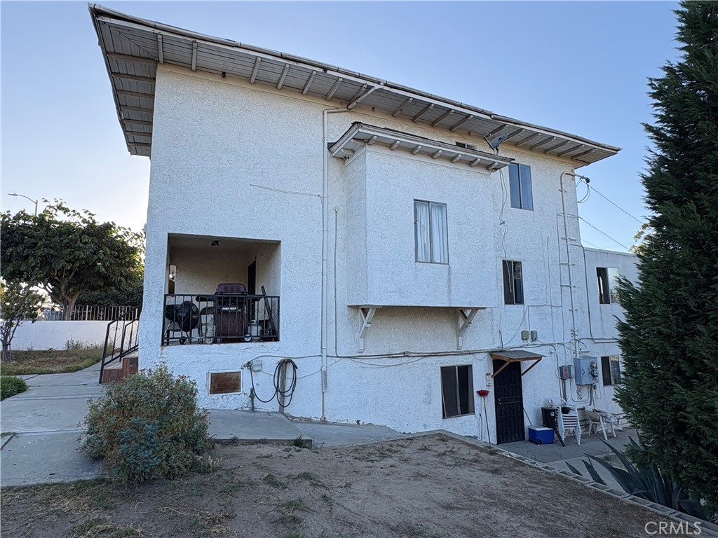 2683 E Marengo Street