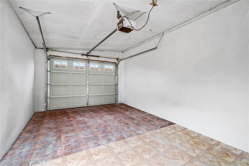 2941 Adriatic Avenue