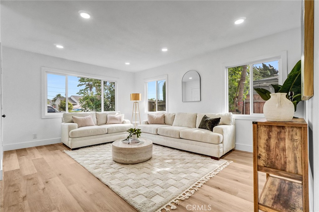 2941 Adriatic Avenue