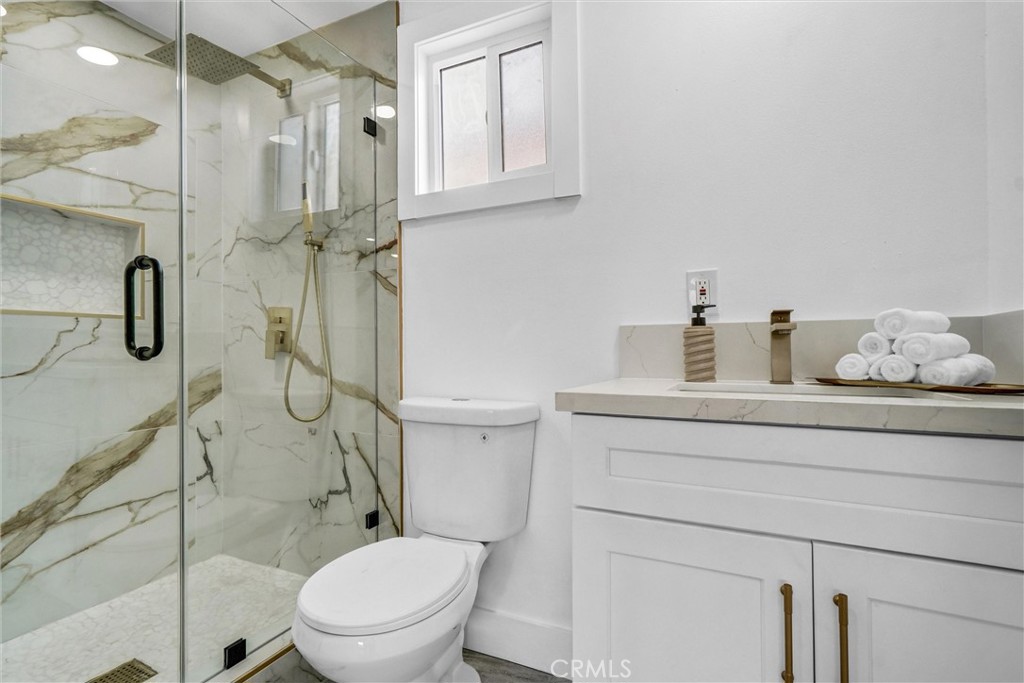 2941 Adriatic Avenue