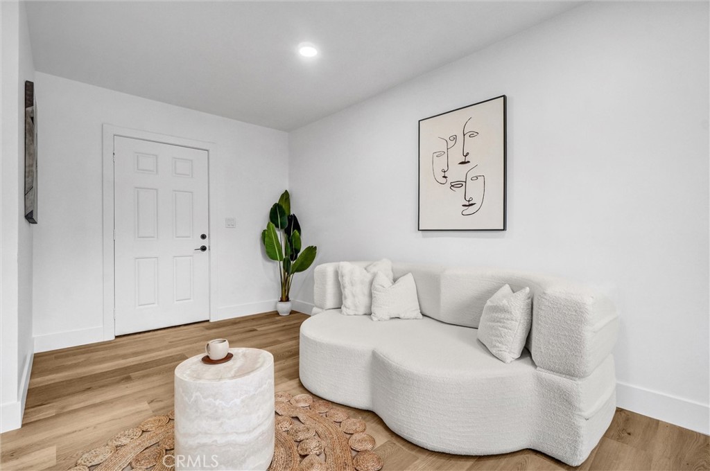 2941 Adriatic Avenue