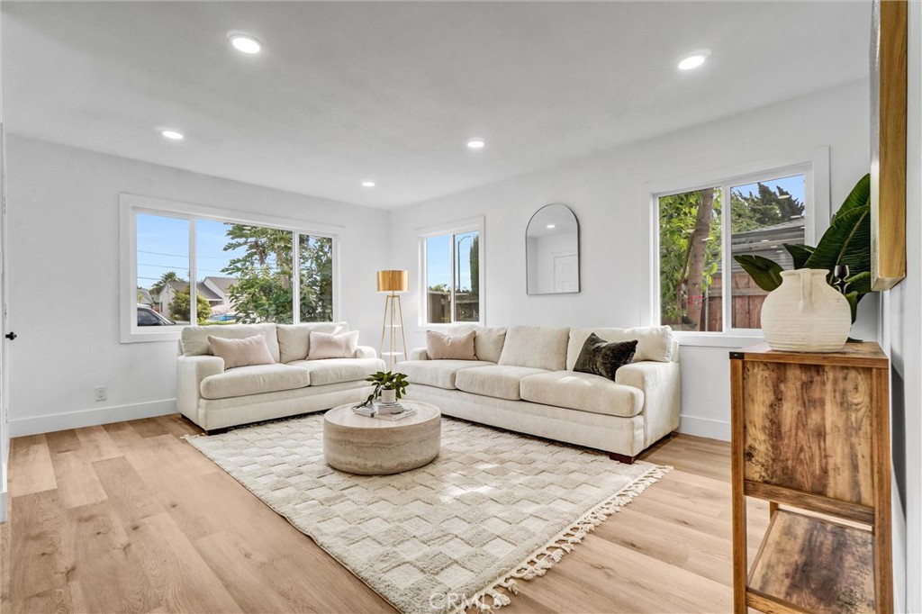 2941 Adriatic Avenue