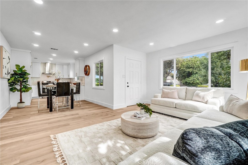 2941 Adriatic Avenue