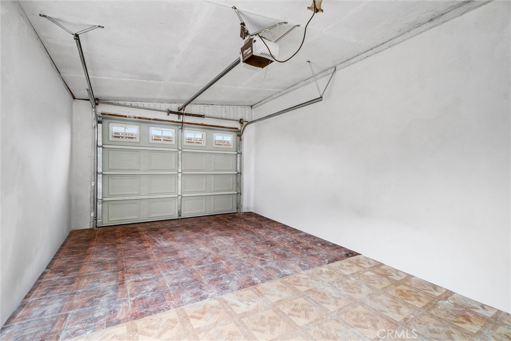 2941 Adriatic Avenue