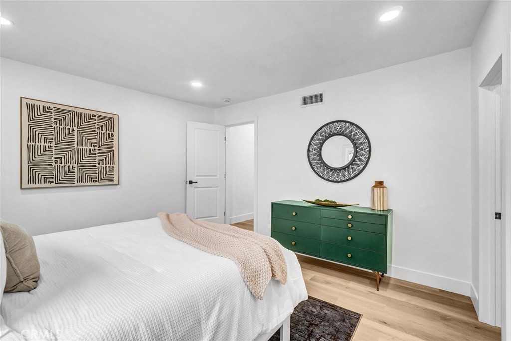 2941 Adriatic Avenue