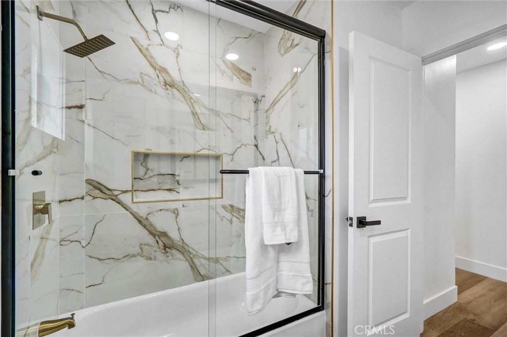 2941 Adriatic Avenue