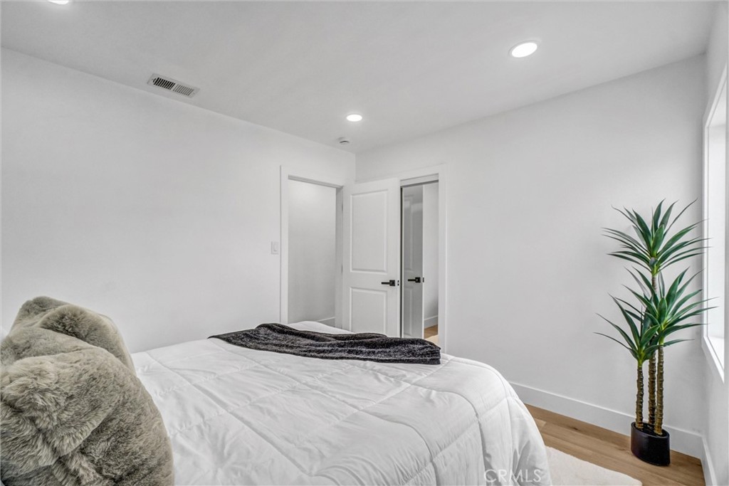 2941 Adriatic Avenue