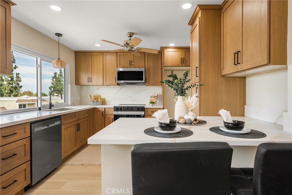 23372 Caminito Telmo #210