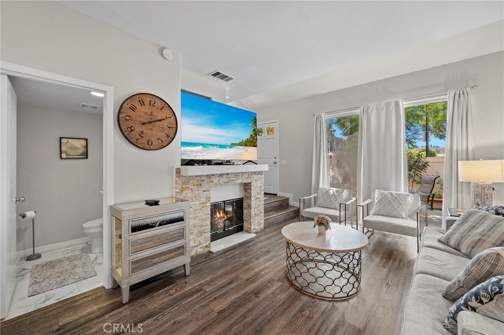 839 South Yellowstone way