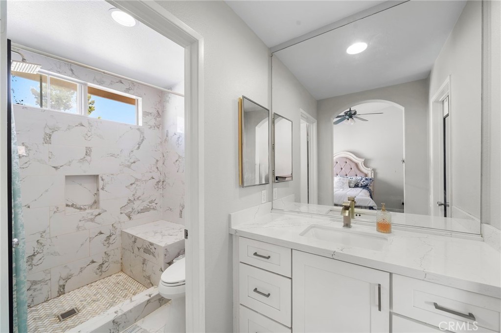 839 South Yellowstone way