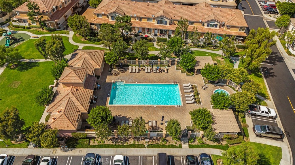 839 South Yellowstone way