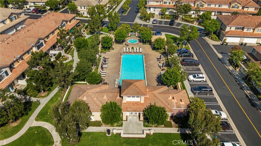 839 South Yellowstone way