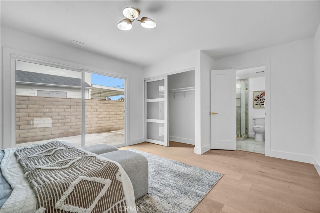 9171 Regatta Drive Lane